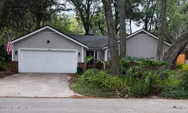 4 bedroom Single Family Residence at 4340 Springmoor Drive, Hidden Hills, Jacksonville — photo 2