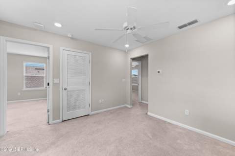 6384 Longleaf Branch Drive, Jacksonville FL - photo 17 of 37