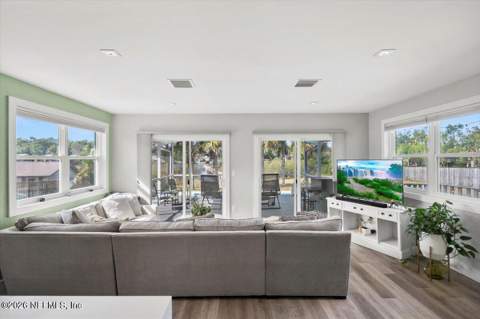 502 Bay Ridge Road, Jacksonville FL - photo 9 of 51