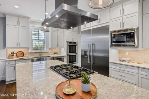 28 26th Avenue, Jacksonville Beach FL - photo 8 of 86