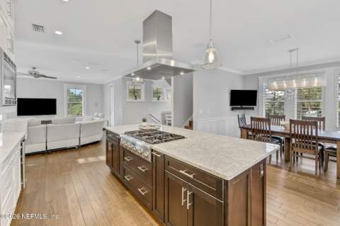 28 26th Avenue, Jacksonville Beach FL - photo 10 of 86