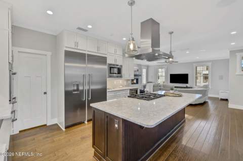 28 26th Avenue, Jacksonville Beach FL - photo 11 of 86