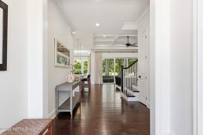 4 bedroom Single Family Residence at 2527 Pineridge Road, San Marco, Jacksonville — photo 2