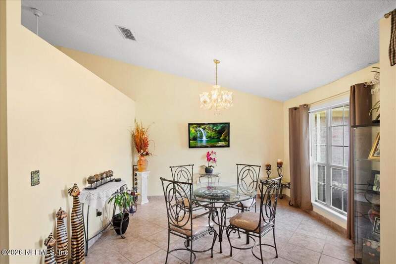 3 bedroom Single Family Residence at 10165 Fawn Lake Court, Deer Cove, Jacksonville — photo 4