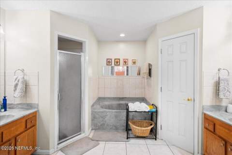 10165 Fawn Lake Court, Jacksonville FL - photo 16 of 34