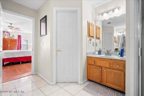 10165 Fawn Lake Court, Jacksonville FL - photo 18 of 34