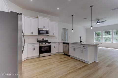 223 S 7th Street, Macclenny FL - photo 18 of 45
