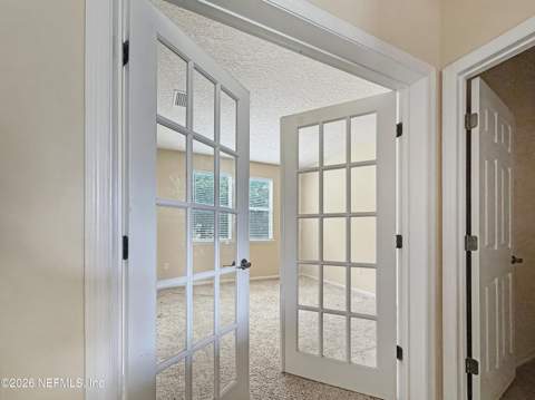 12291 Lawson Creek Drive, Jacksonville FL - photo 7 of 17