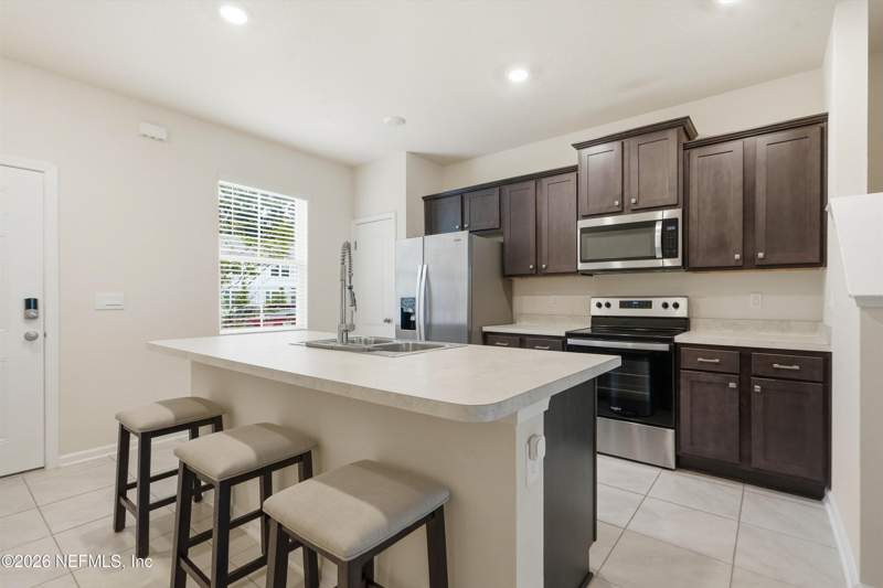 2 bedroom Townhouse at 941 Rotary Road, Rivergate, Jacksonville — photo 3