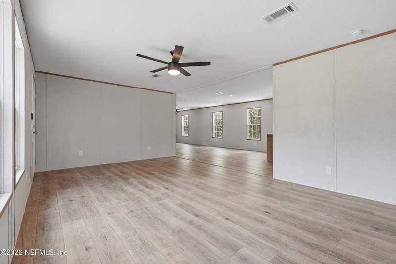 4 bedroom Mobile Home at 7533 Los Padres Avenue, Big Tree Lakes, Keystone Heights — photo 5