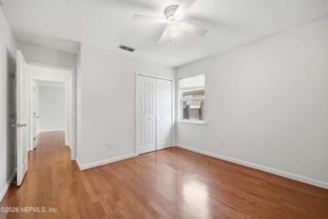 6112 Winding Bridge Drive, Jacksonville FL - photo 19 of 33