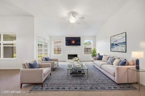 6112 Winding Bridge Drive, Jacksonville FL - photo 15 of 33
