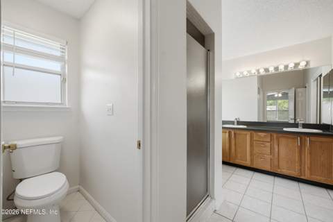 6112 Winding Bridge Drive, Jacksonville FL - photo 23 of 33