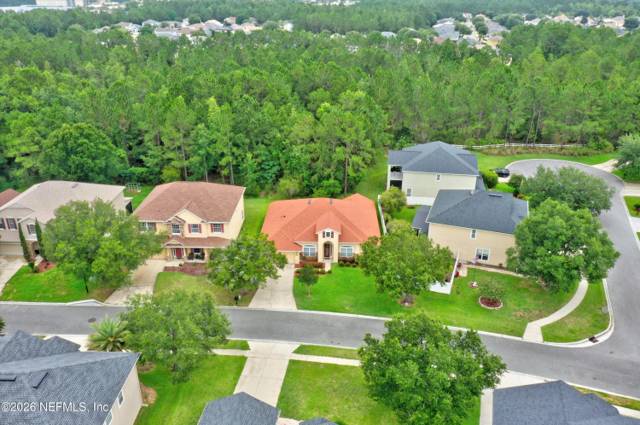 Worthington Oaks
