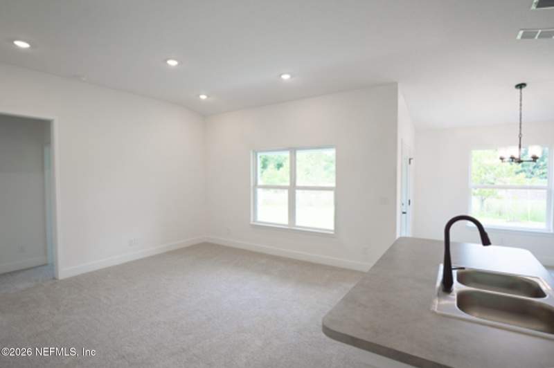 3 bedroom Single Family Residence at 8393 Helmsley Boulevard, Summerglen, Jacksonville — photo 3