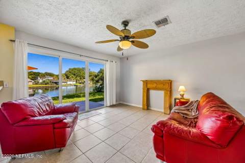 3346 America Avenue, Jacksonville Beach FL - photo 12 of 37