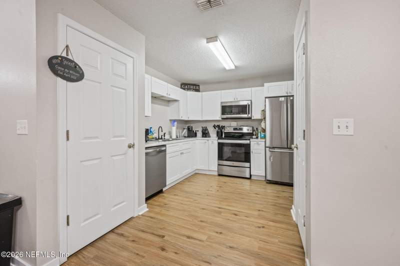 3 bedroom Single Family Residence at 3310 Duane Avenue, Garden City, Jacksonville — photo 4