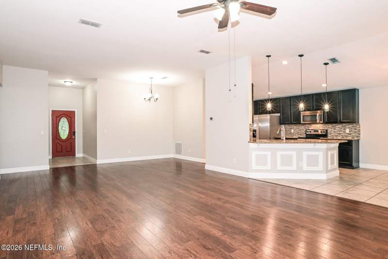 4 bedroom Single Family Residence at 2635 Royal Pointe Drive, Royal Pointe, Green Cove Springs — photo 3