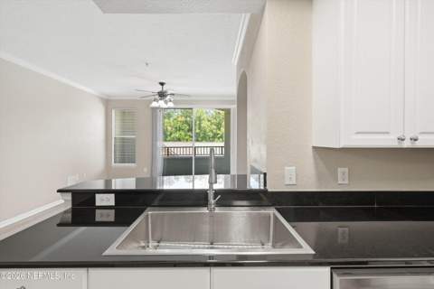 8539 Gate Parkway #9235, Jacksonville FL - photo 11 of 25