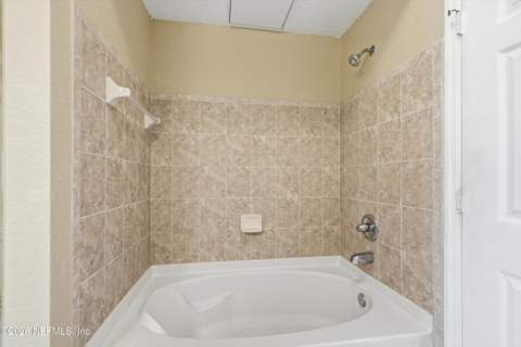 8539 Gate Parkway #9235, Jacksonville FL - photo 20 of 25