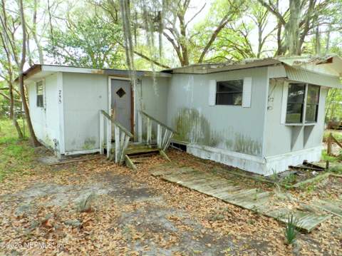 755 SW Jasmine Avenue, Keystone Heights FL - photo 6 of 10