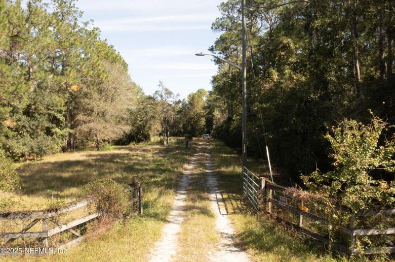 3 bedroom Manufactured Home at 3163 Lannie Road, David Ogilvie Estate, Jacksonville — photo 2