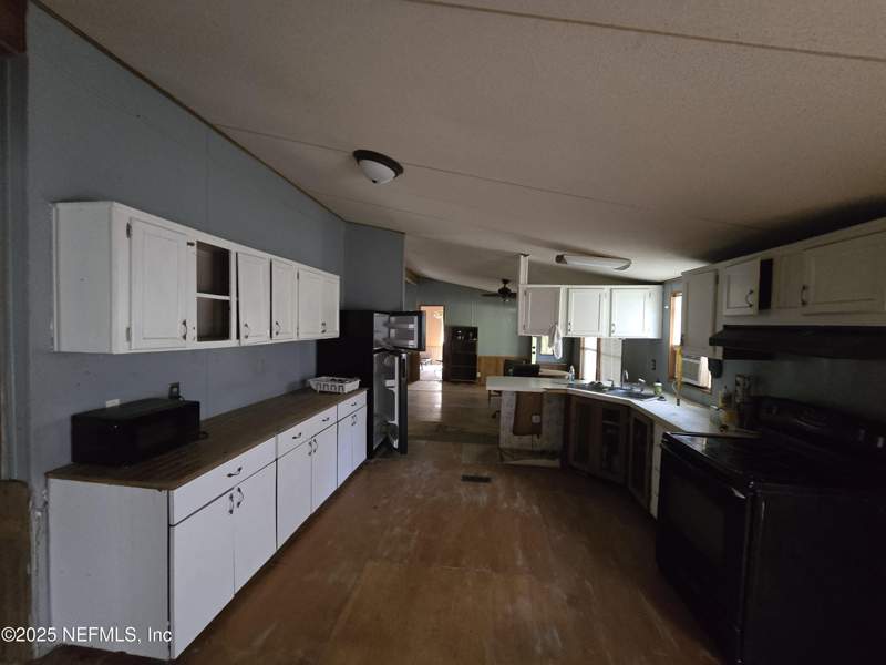 3 bedroom Manufactured Home at 3163 Lannie Road, David Ogilvie Estate, Jacksonville — photo 4