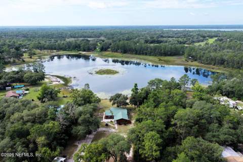 119 Silver Beach Boulevard, Pomona Park FL - photo 10 of 42