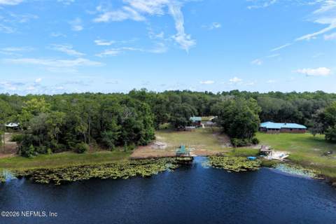 119 Silver Beach Boulevard, Pomona Park FL - photo 11 of 42