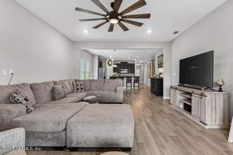 3824 Arbor Mill Circle, Orange Park FL - photo 20 of 75