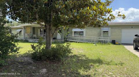 304 Dawn Avenue, Interlachen FL - photo 12 of 54