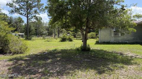 304 Dawn Avenue, Interlachen FL - photo 16 of 54