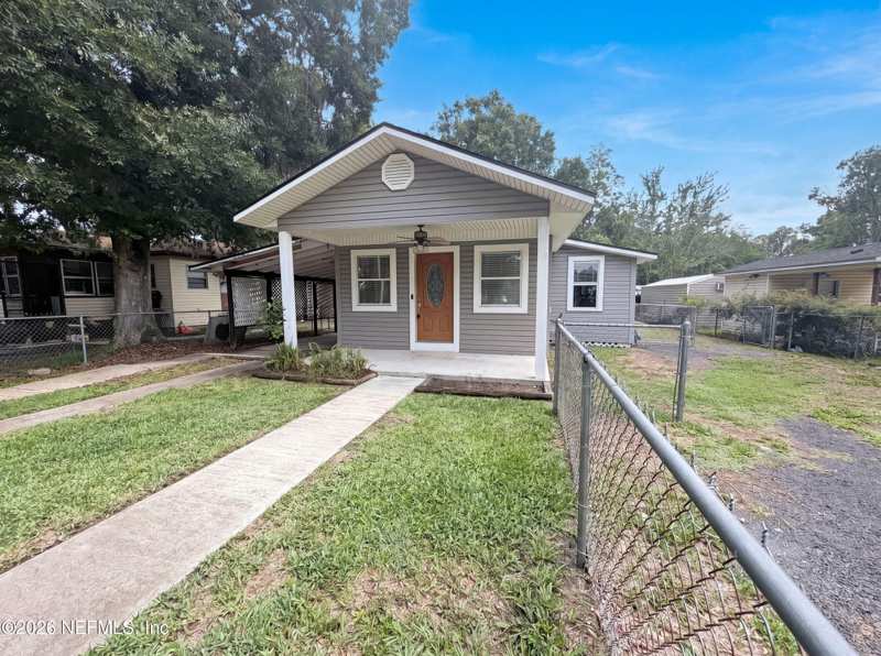 2 bedroom Single Family Residence at 642 Gardiner Street, Dowling R N Add, Starke — photo 1