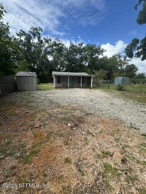 2 bedroom Single Family Residence at 115 E Hicks Street, Palatka, Palatka — photo 2