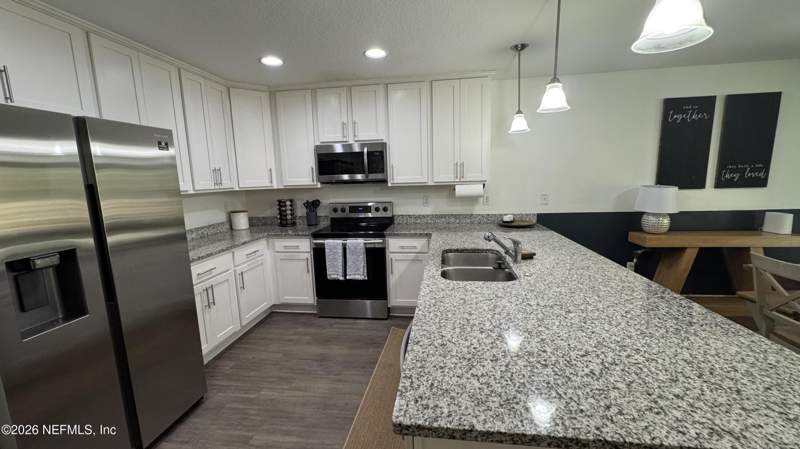 3 bedroom Single Family Residence at 12137 Cannes Street, Sans Pareil, Jacksonville — photo 4