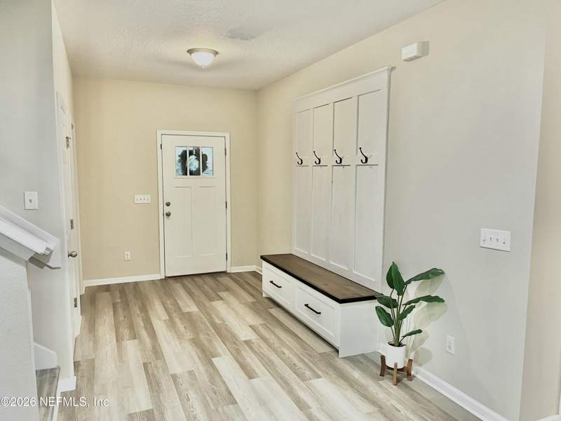 4 bedroom Single Family Residence at 2214 Twin Pines Circle, The Woods, Jacksonville — photo 2