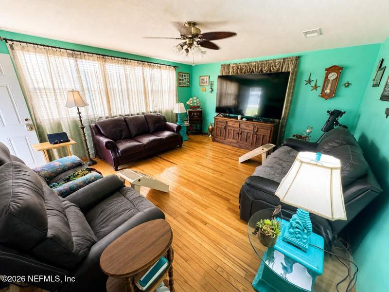 3 bedroom Single Family Residence at 7103 Wendy Circle, Tidewater Acres, Jacksonville — photo 5