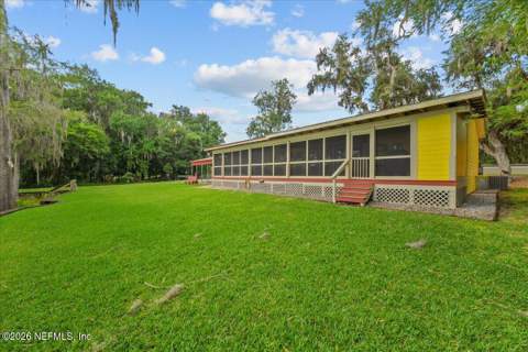 316 Riviera Drive, Crescent City FL - photo 11 of 49