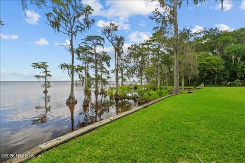 316 Riviera Drive, Crescent City FL - photo 12 of 49