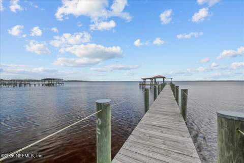 316 Riviera Drive, Crescent City FL - photo 15 of 49