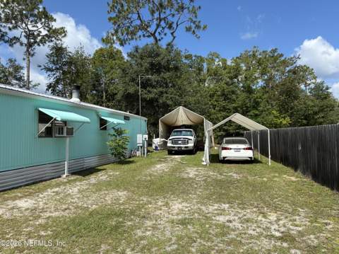 107 Winchester Avenue, Interlachen FL - photo 6 of 22