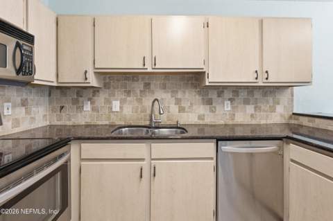 1701 The Greens Way #912, Jacksonville Beach FL - photo 13 of 45