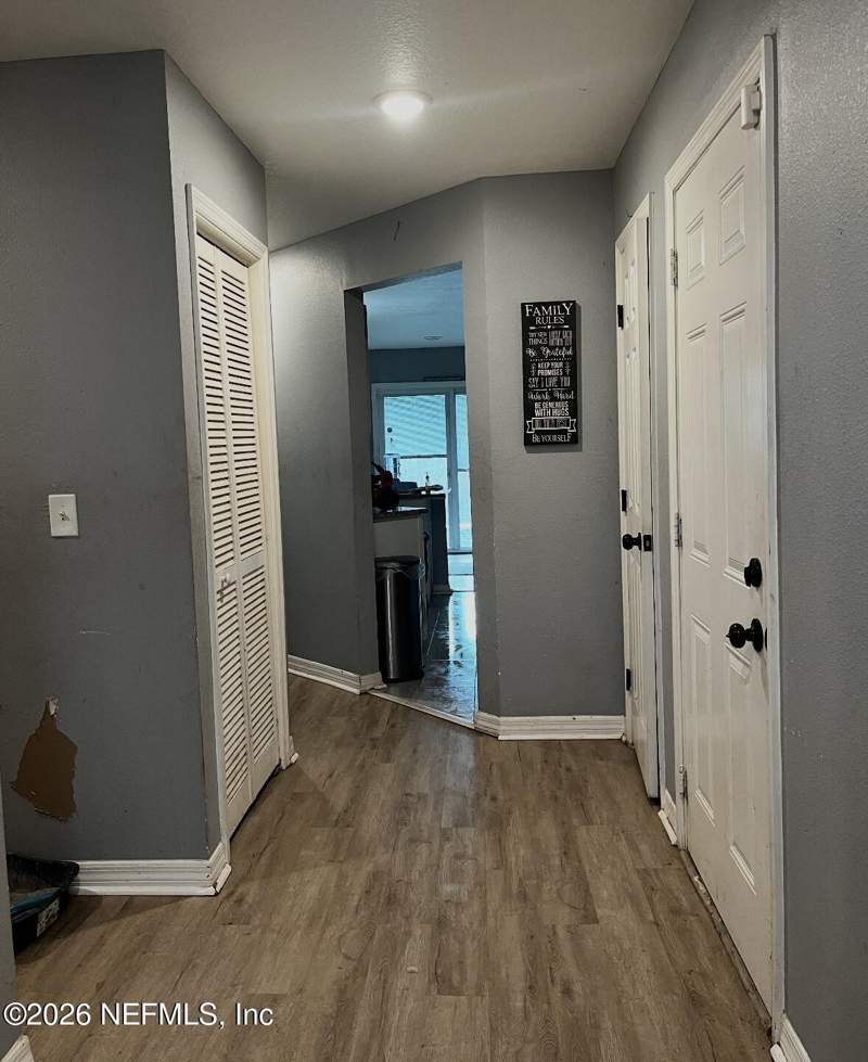 3 bedroom Single Family Residence at 7910 Dekle Avenue, Lincoln Villas, Jacksonville — photo 4