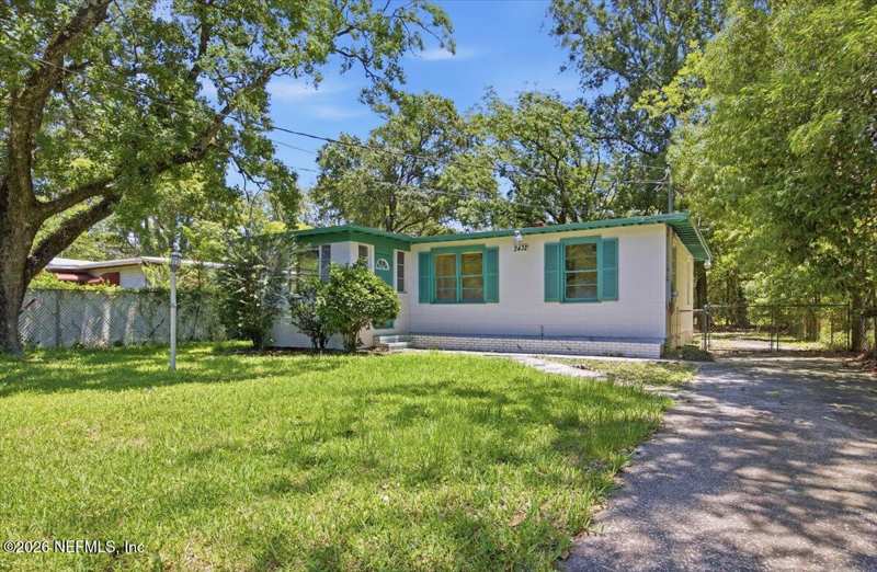 3 bedroom Single Family Residence at 2432 Ellington Avenue, Floradale, Jacksonville — photo 1