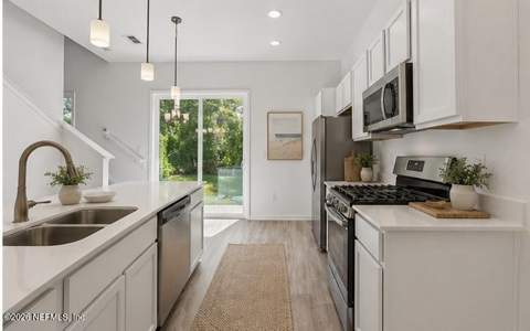 1493 W 23rd Street, Jacksonville FL - photo 13 of 61
