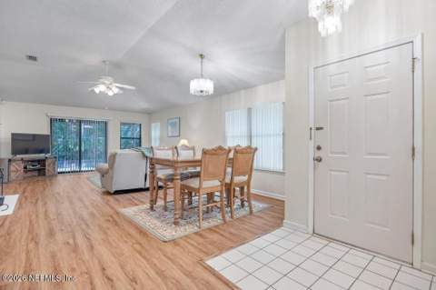 7594 Baymeadows Circle, Jacksonville FL - photo 7 of 31