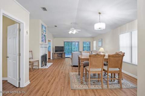 7594 Baymeadows Circle, Jacksonville FL - photo 8 of 31