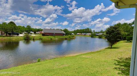 6275 Ironside Drive, Jacksonville FL - photo 10 of 24