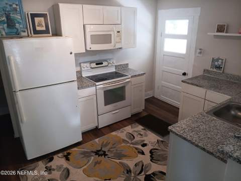 112 Putnam Avenue, East Palatka FL - photo 9 of 22