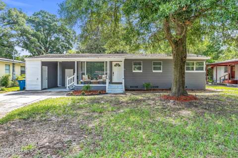 2351 Caladium Road, Jacksonville FL - photo 10 of 46